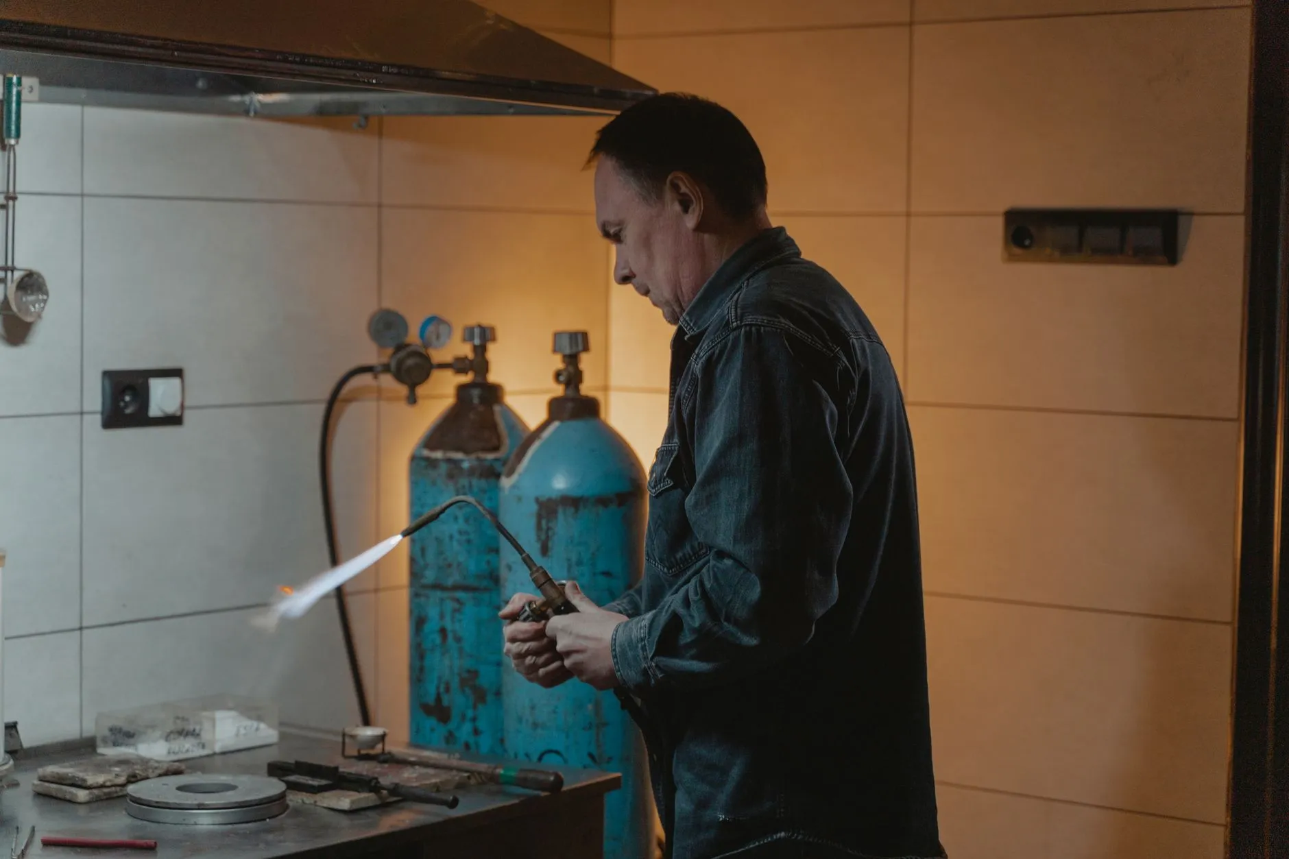 东莞市荣达华科技工控主板在智能制造设备中的选型与应用要点封面图